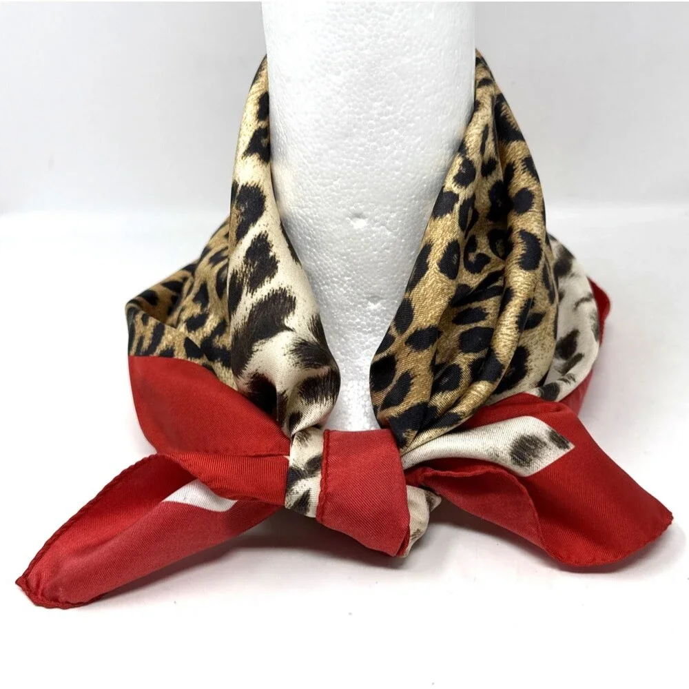 Nordstrom 100% Silk Leopard Animal Print Scarf Hand Rolled Hem Made Italy 26x26